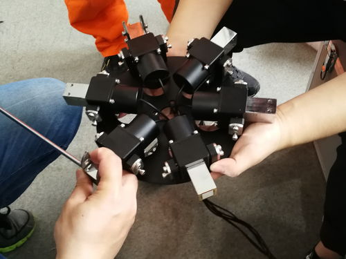 智能機器人 高壓設(shè)備“心臟”的無損檢測新突破